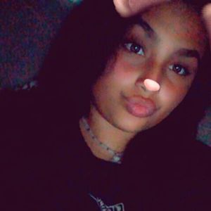 Meet your Posher, Sofia